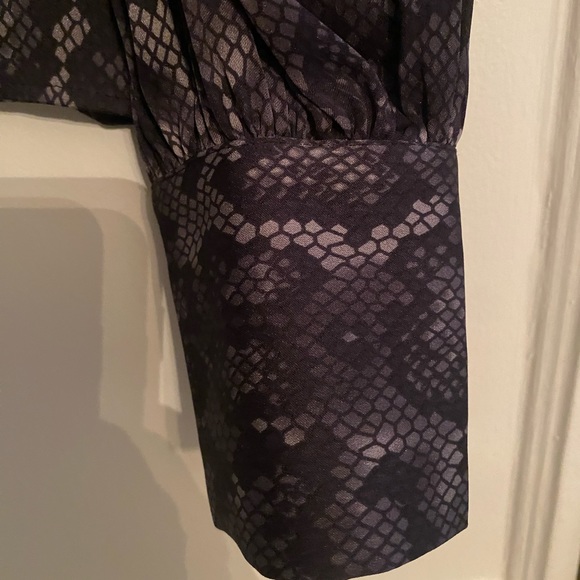 Brand new Anine Bing silk snake print blouse - size XS - Picture 14 of 16